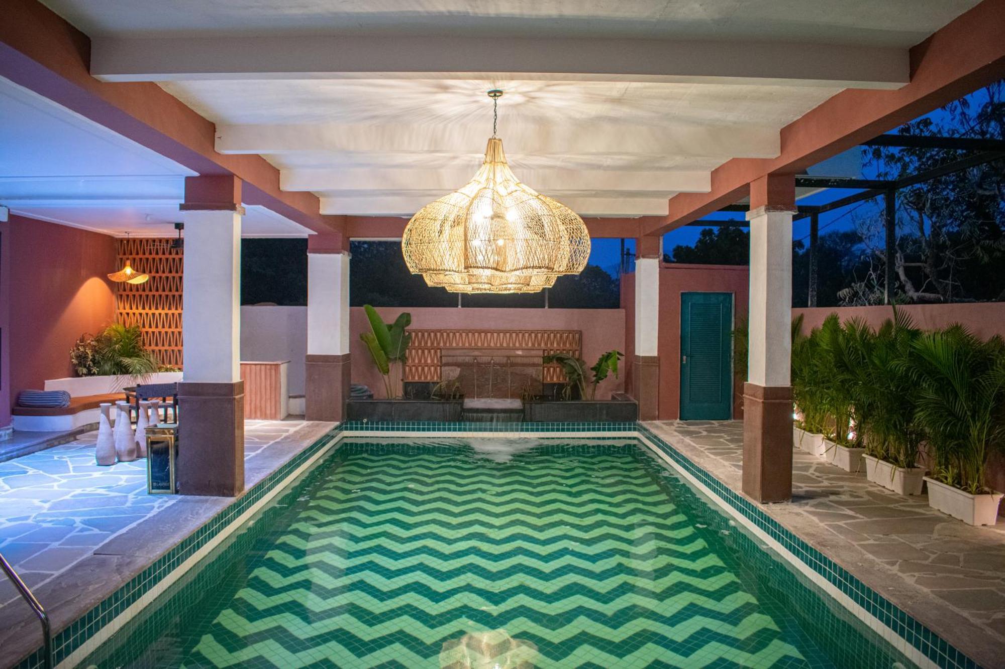 Casa Blanca Lakecity ウダイプル エクステリア 写真