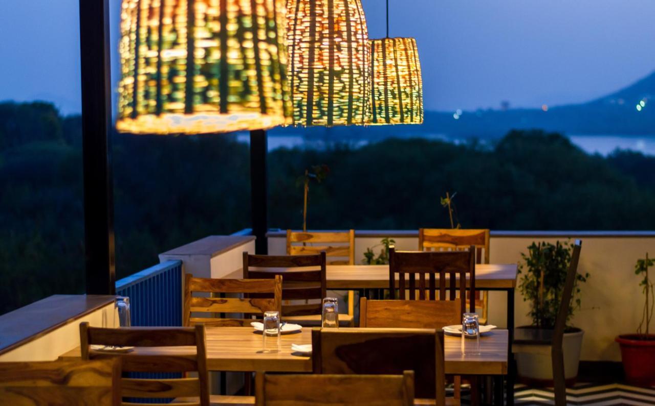 Casa Blanca Lakecity ウダイプル エクステリア 写真